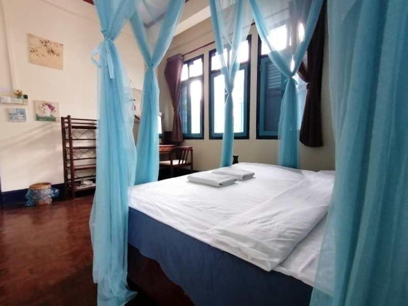 Viradesa Guesthouse Luang Prabang Dış mekan fotoğraf