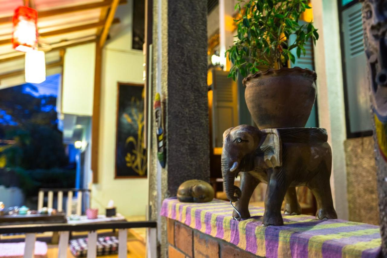 Viradesa Guesthouse Luang Prabang Dış mekan fotoğraf
